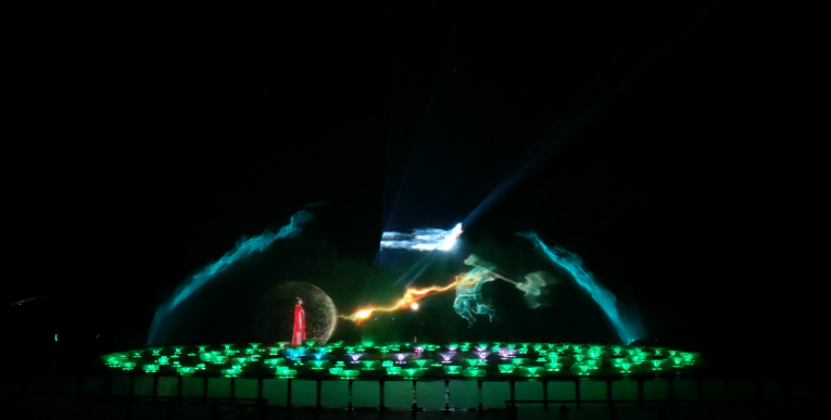 由白寶強導演的蓮花湖圣蓮華彩水水舞光影秀在達州蓮花湖上演(圖4)