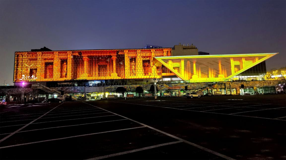 寸灘國(guó)際絲路花街建筑光影秀(圖3)