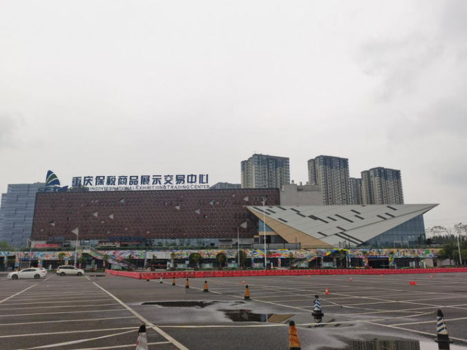 寸灘國際絲路花街建筑光影秀于7月1日開街上演啦！(圖1)