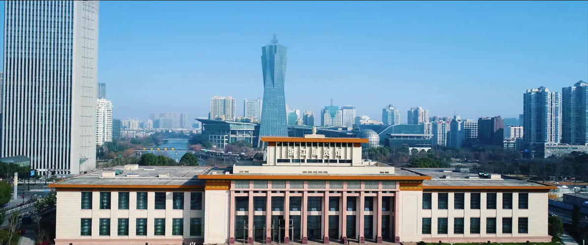 天空創(chuàng)想用科技點亮城市！杭州武林廣場3DMAPPING秀震撼上演！(圖2)